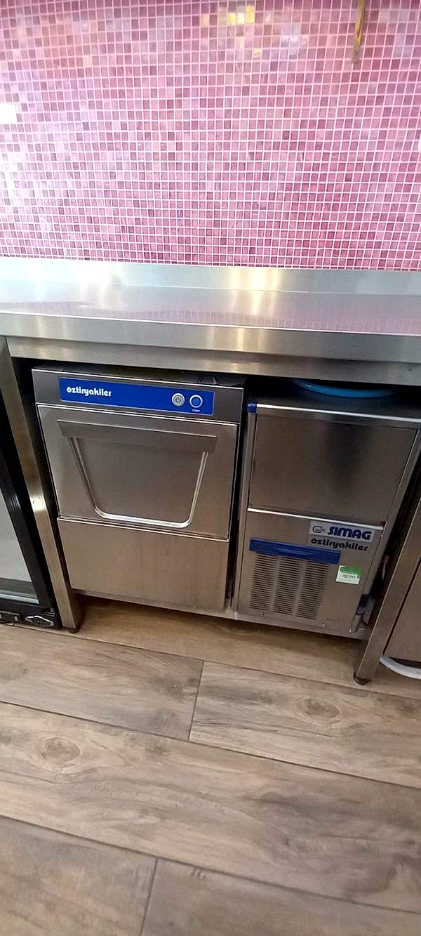 Sanayi bulaşık Makinesi